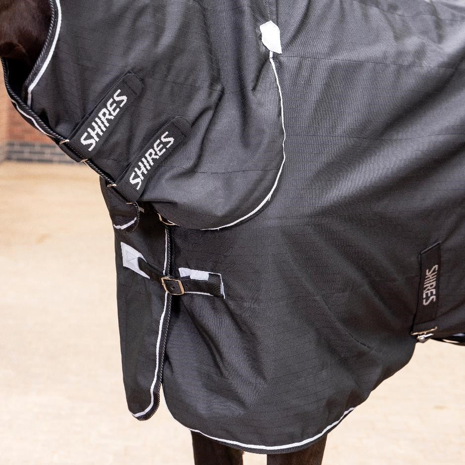 Shires Tempest Lite Combo Stable Rug - Image 2