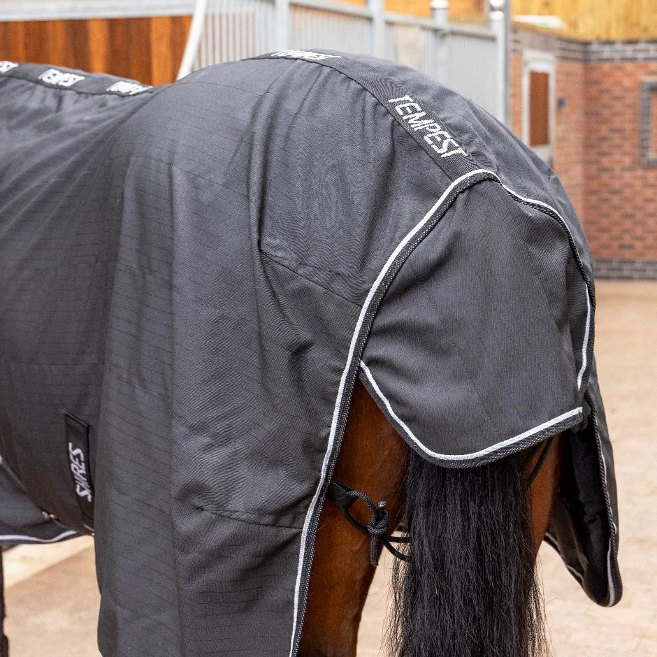 Shires Tempest Lite Combo Stable Rug - Image 4