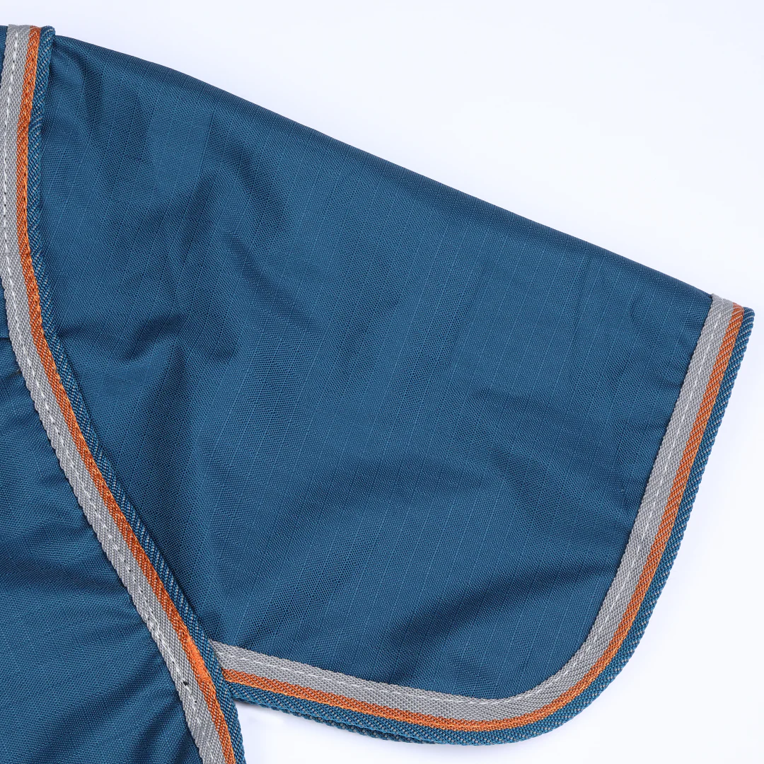 Shires Tempest Original Lite Turnout Rug with Detachable Neck - Image 9