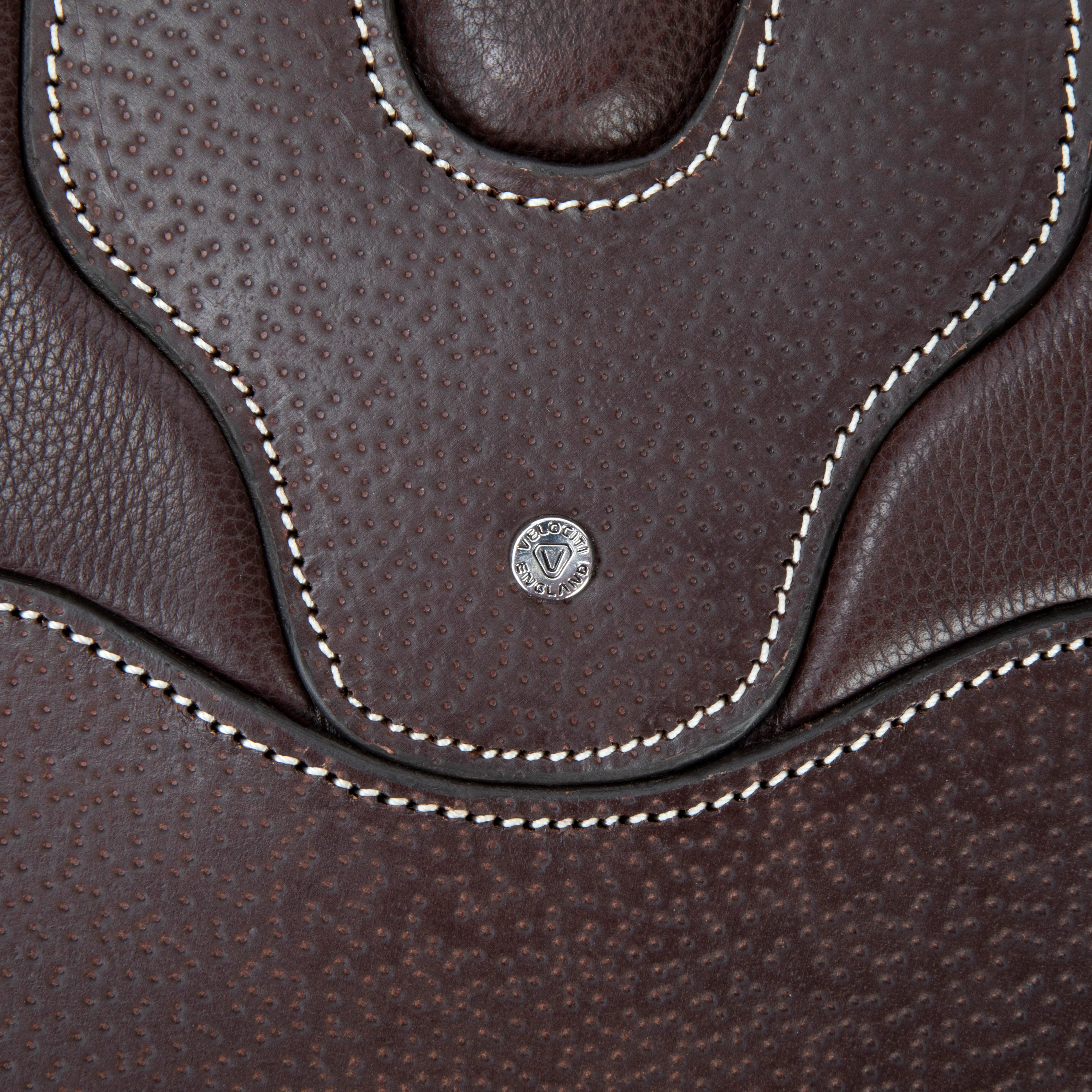 Shires Velociti Lusso Elite Stud Girth - Image 17