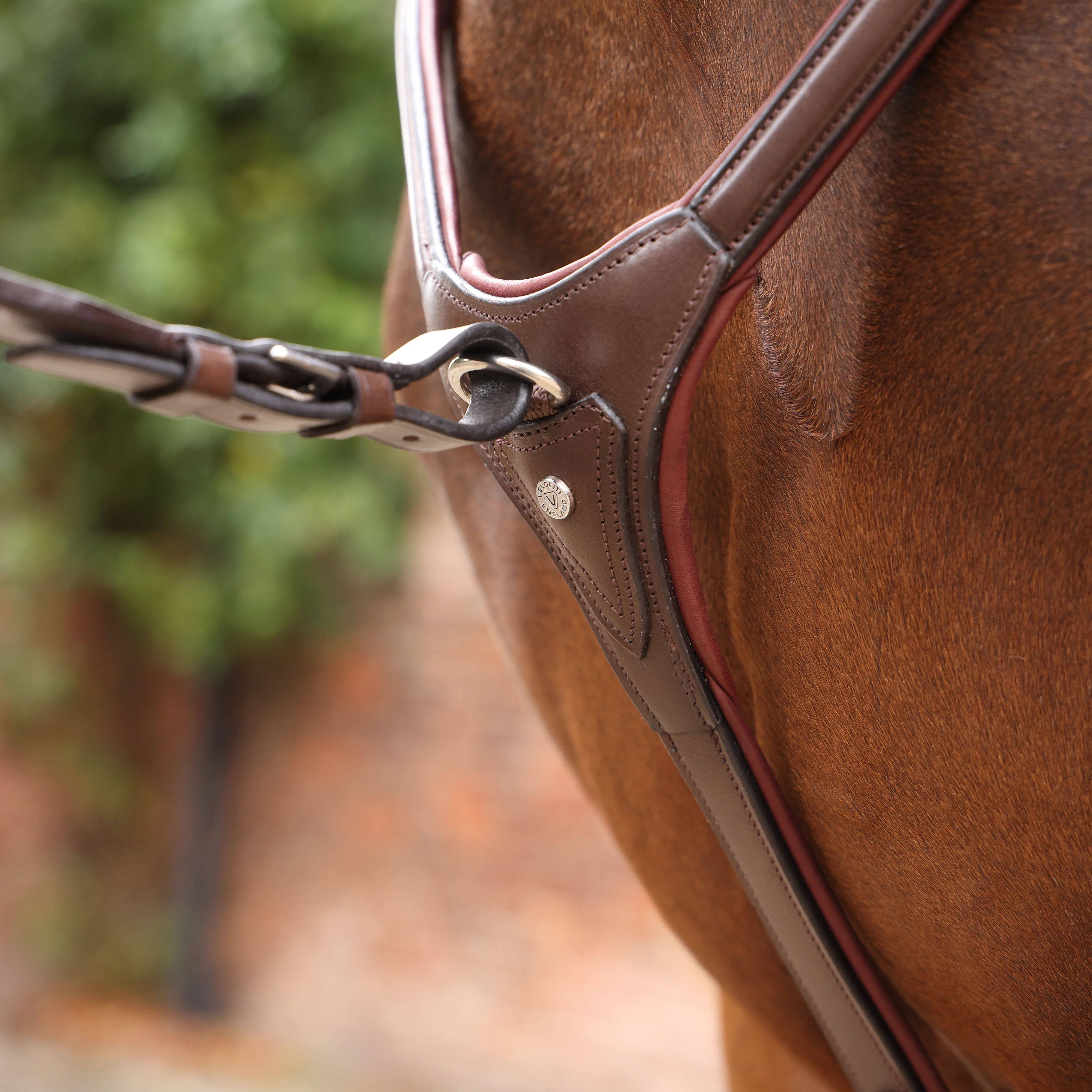 Shires Velociti LUSSO Opus Close Contact Breastplate - Image 7