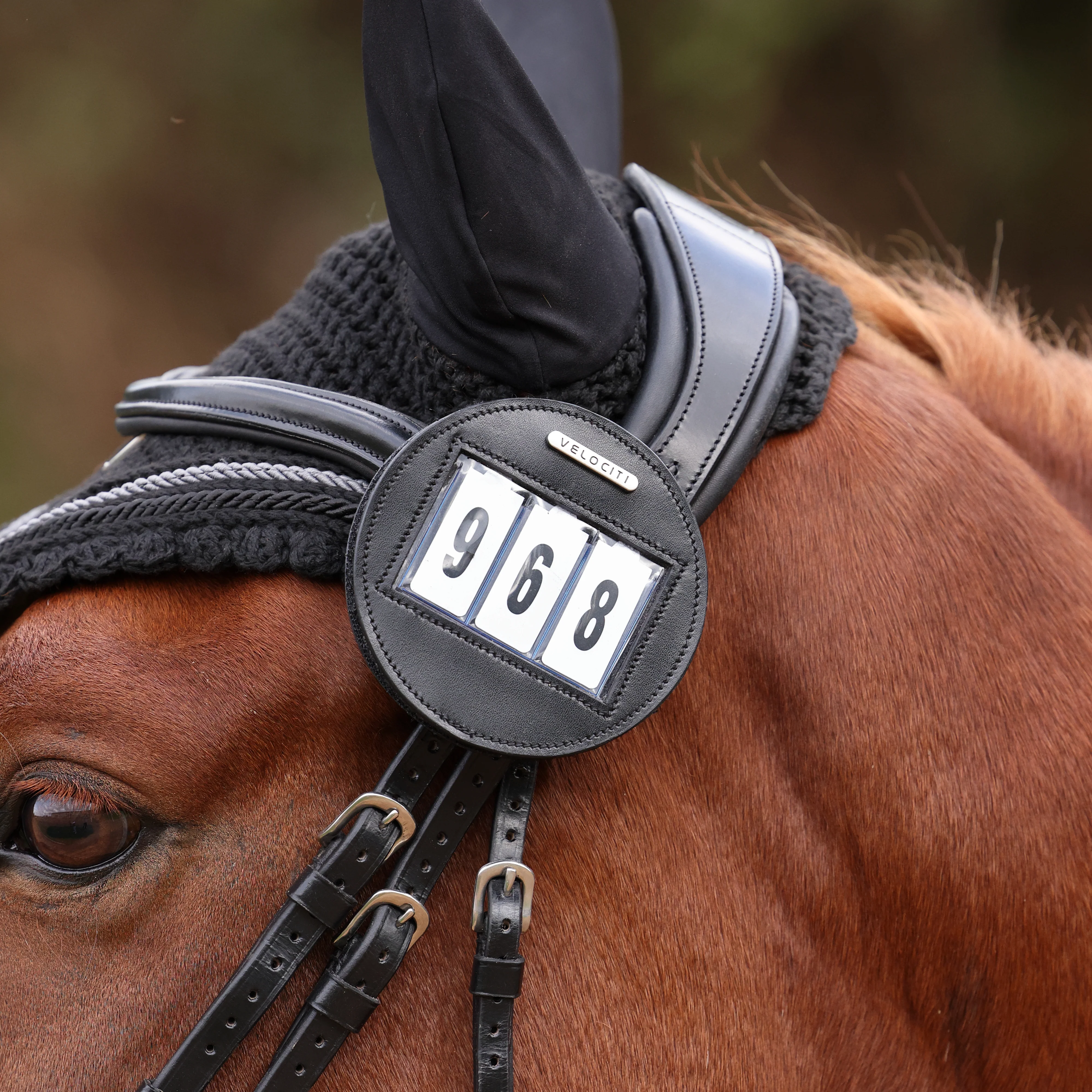 Shires Velociti Round 4 Number Holder - Image 9