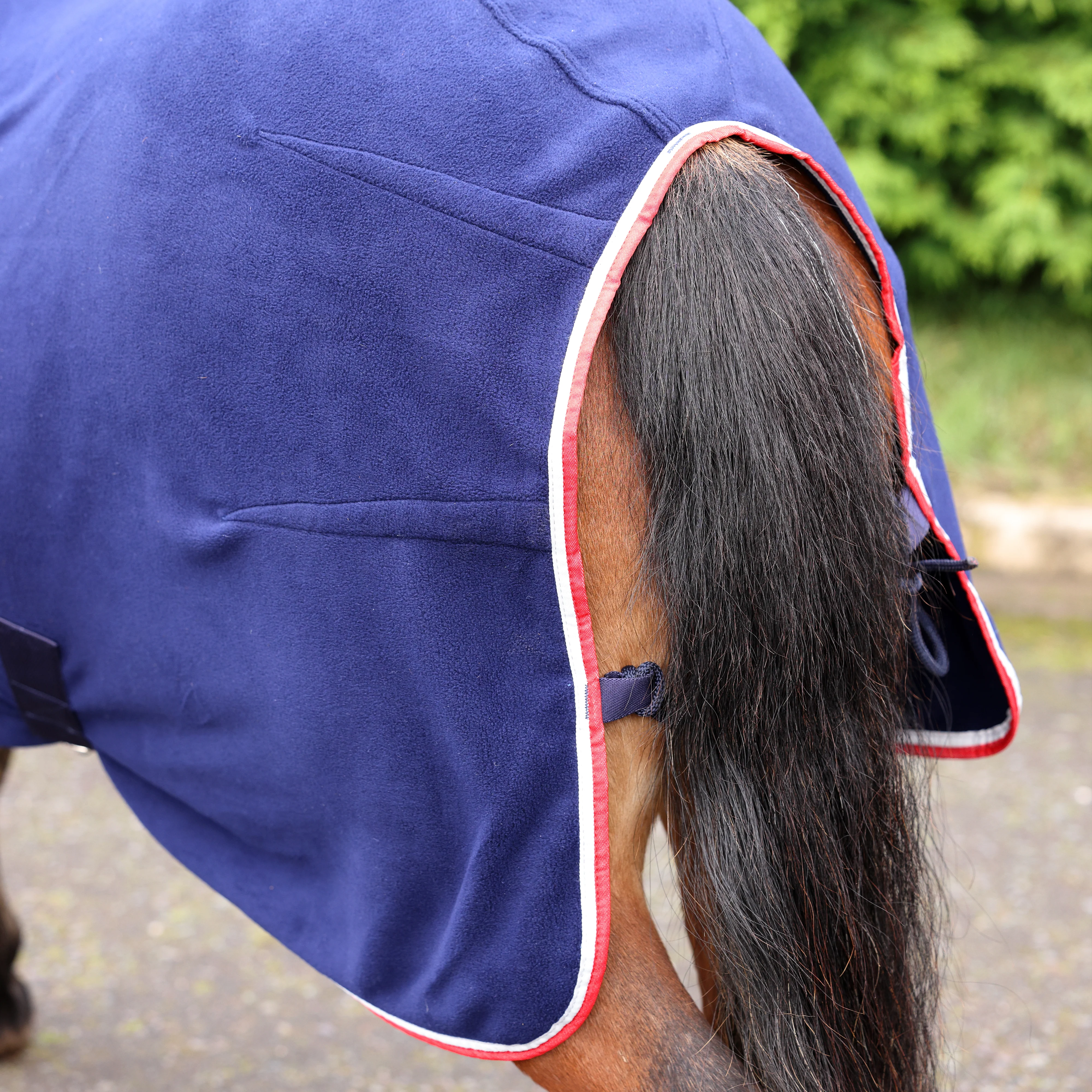 Shires Winnie & Me Fleece Rug - Image 5