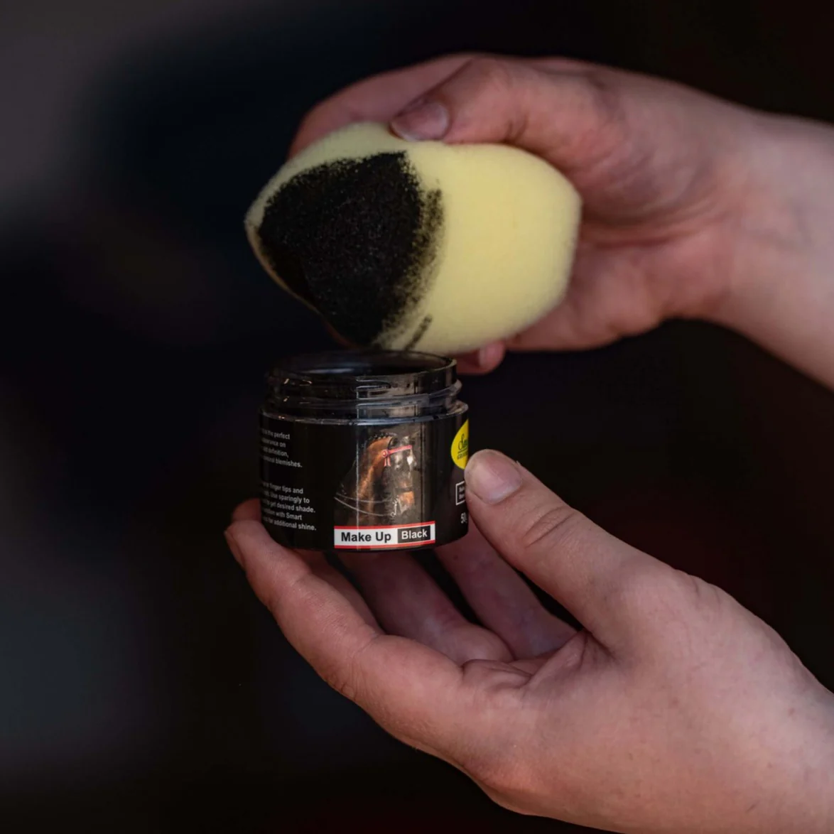 Smart Grooming Make Up for Horses - Image 2