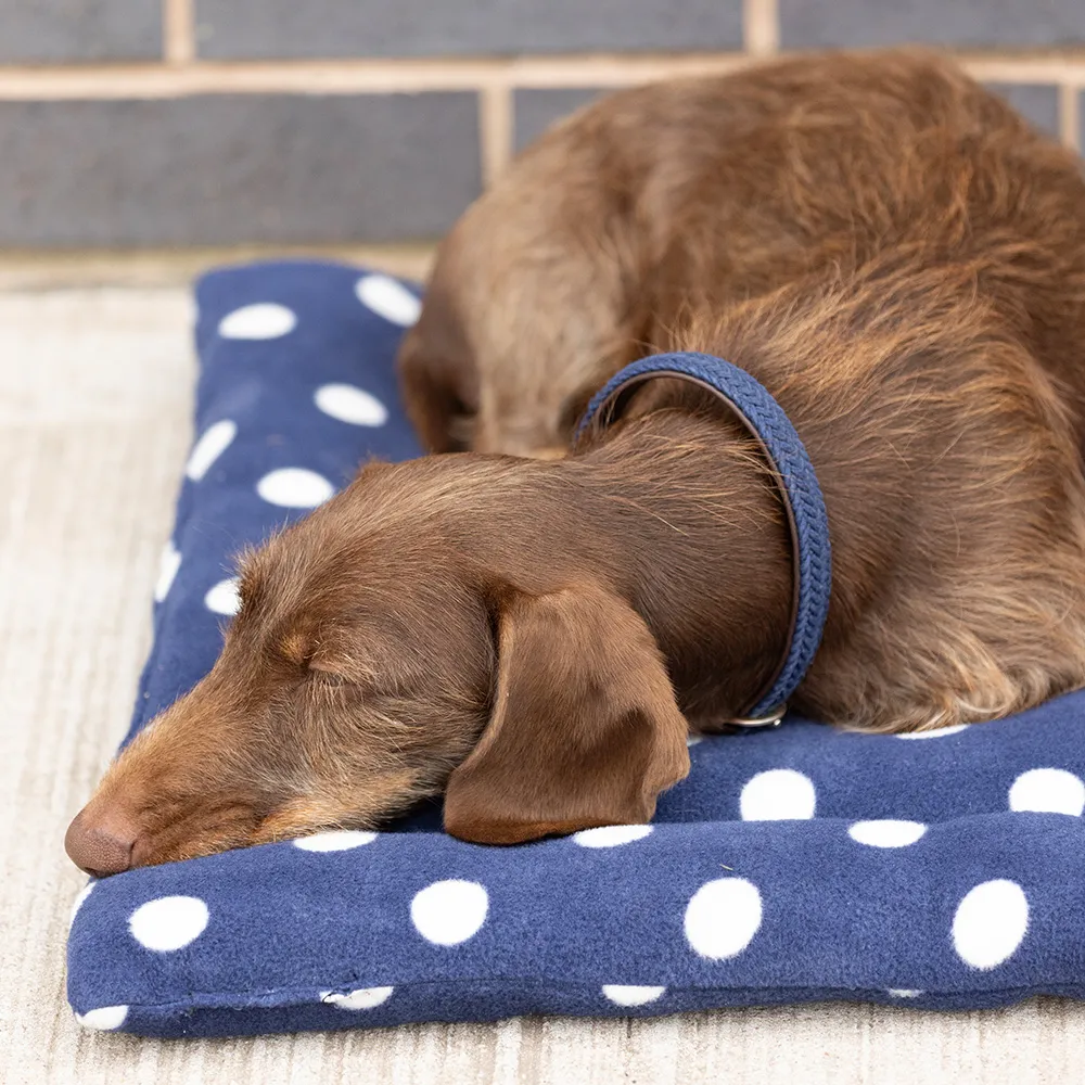Supreme Products Dotty Fleece Dog Bed - Image 3