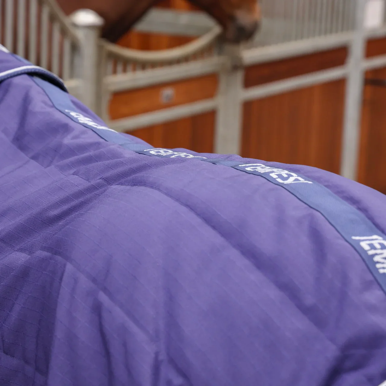 Shires Tempest Original 100g Stable Set - Image 9
