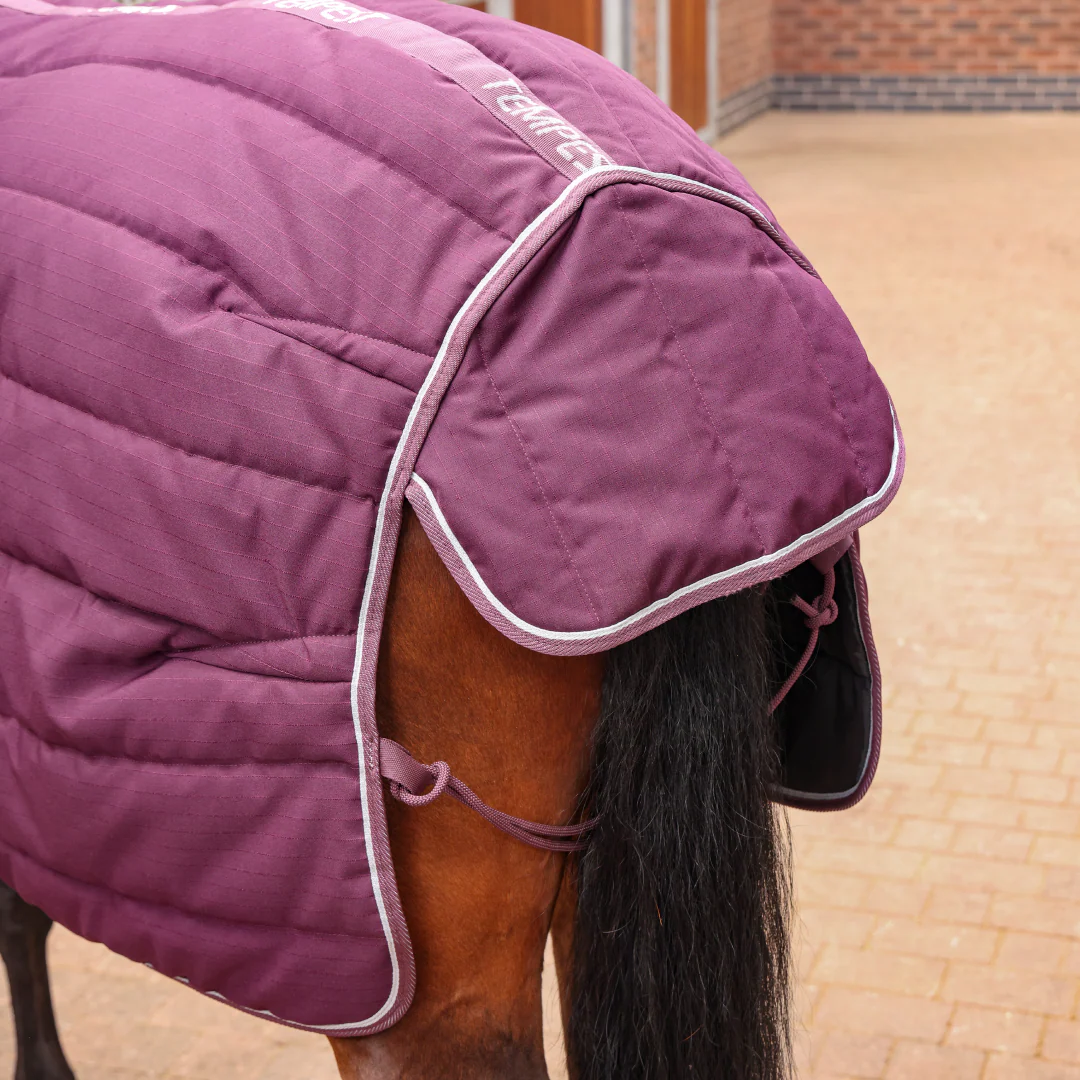 Shires Tempest Original 300g Stable Rug - Image 5