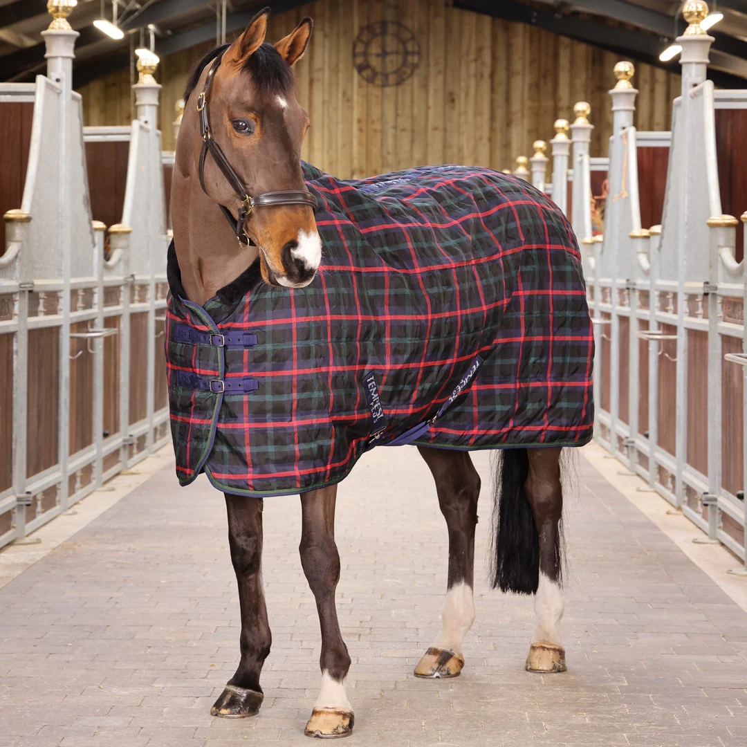 Shires Tempest Plus 100g Stable Rug - Image 5