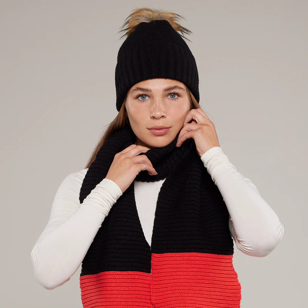 Toggi Thornton Knitted Bobble Hat - Image 2