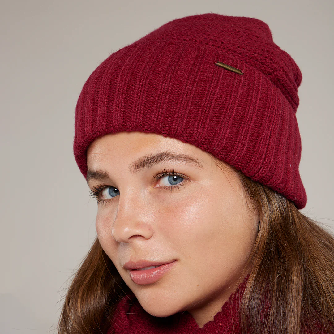 Toggi Thornton Knitted Bobble Hat - Image 8