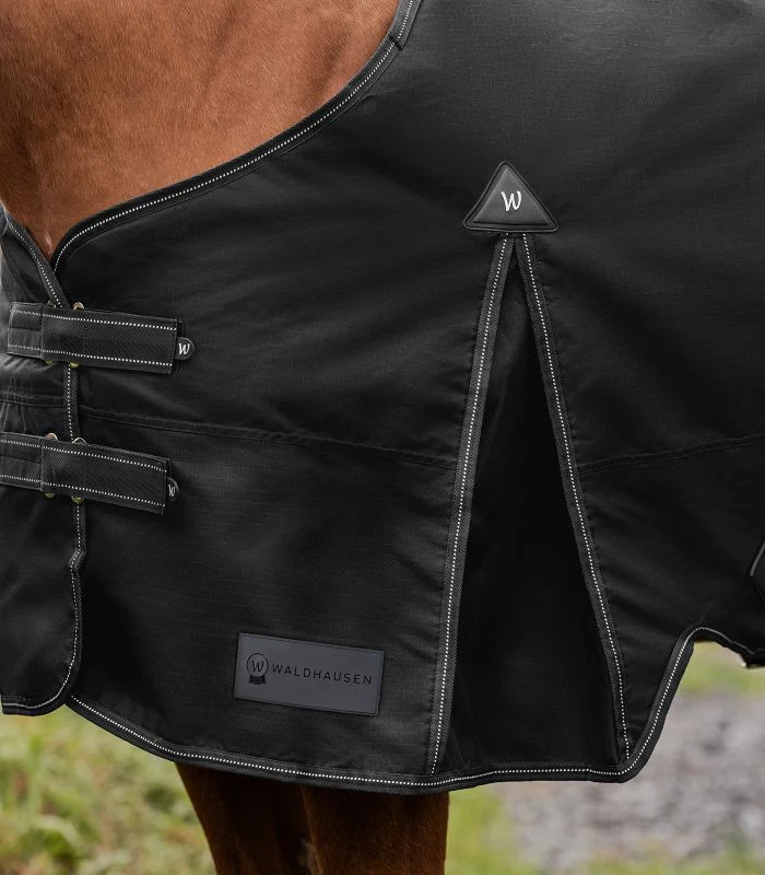 Waldhausen Arctic 100g Turnout Rug - Image 4