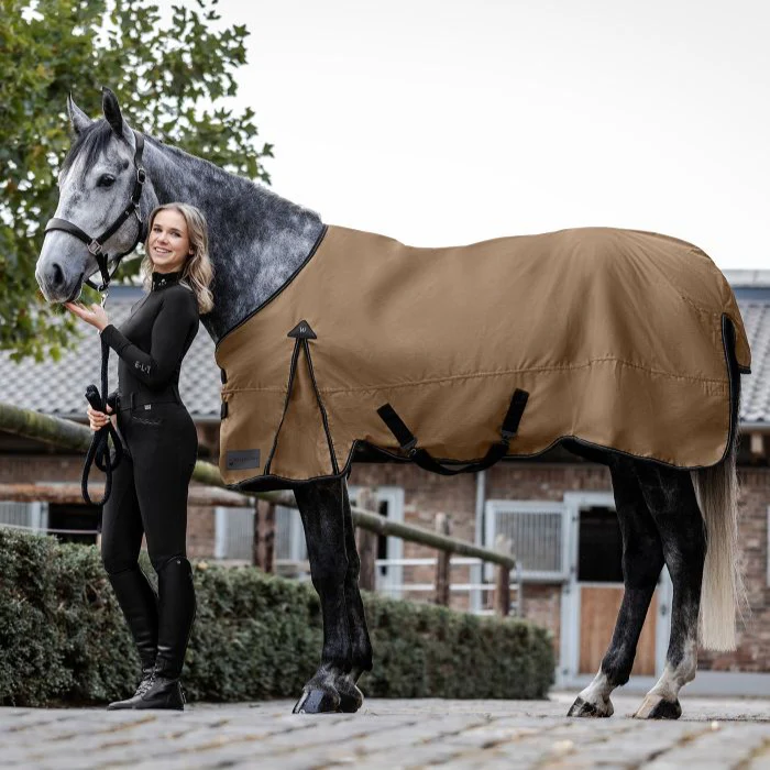 Waldhausen Arctic 200g Turnout Rug - Image 12