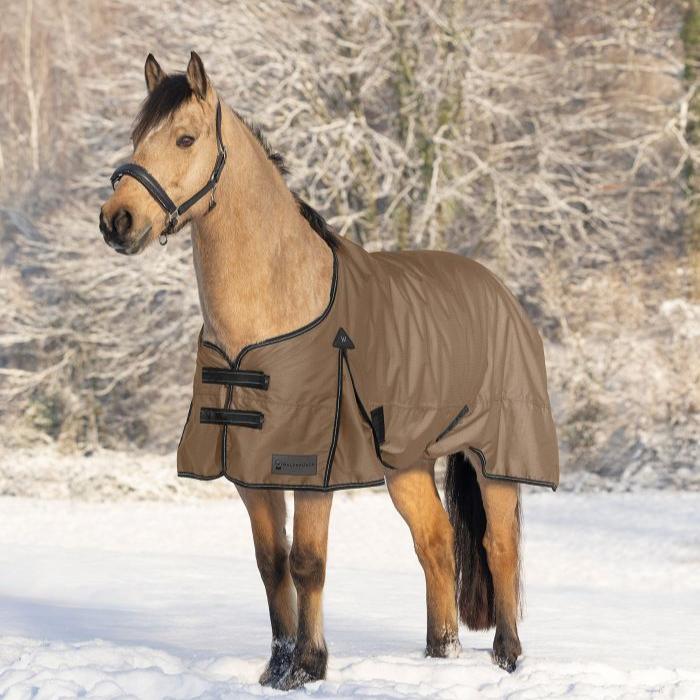 Waldhausen Arctic 300g Turnout Rug - Image 11