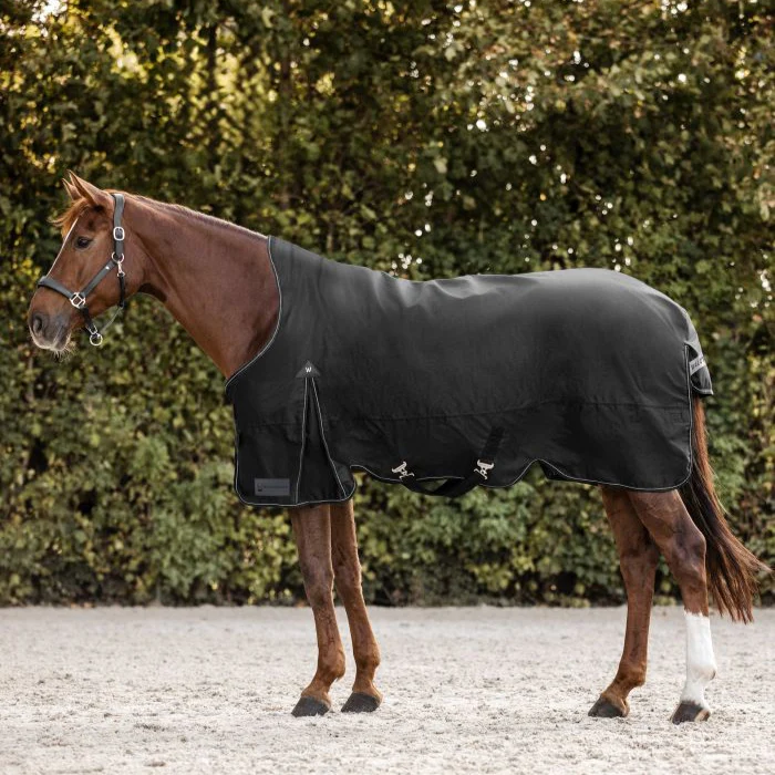 Waldhausen Arctic High Neck 200g Turnout Rug