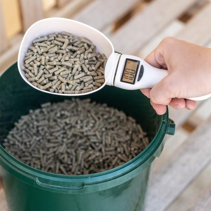 Waldhausen Digital Feeding Scoop - Image 2