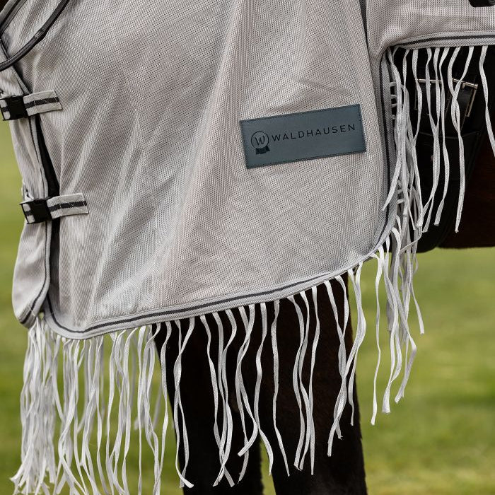 Waldhausen Protect Fly Sheet With Saddle Cut And Fringes - Image 2