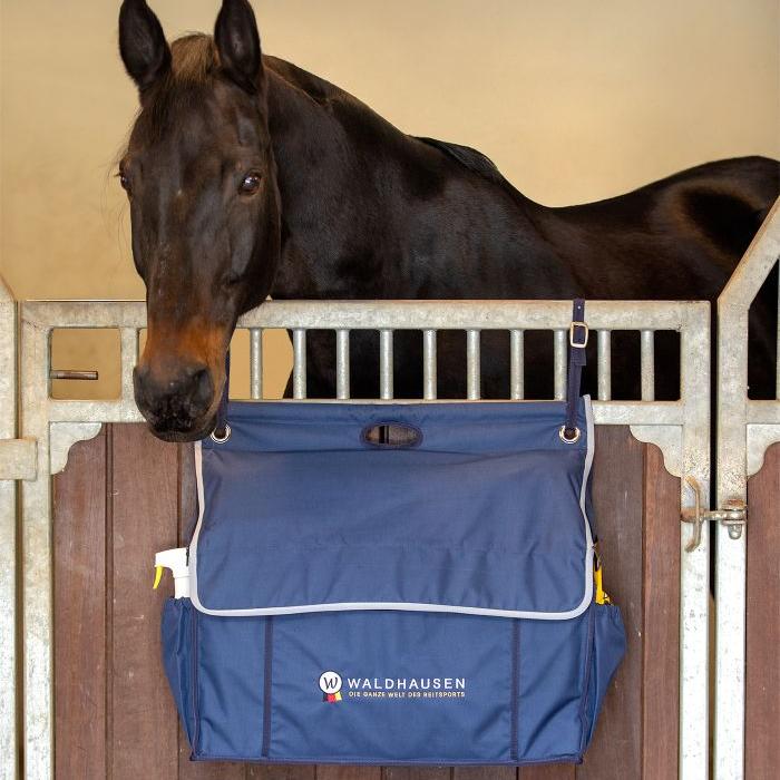 Waldhausen Stable Bag - Image 3