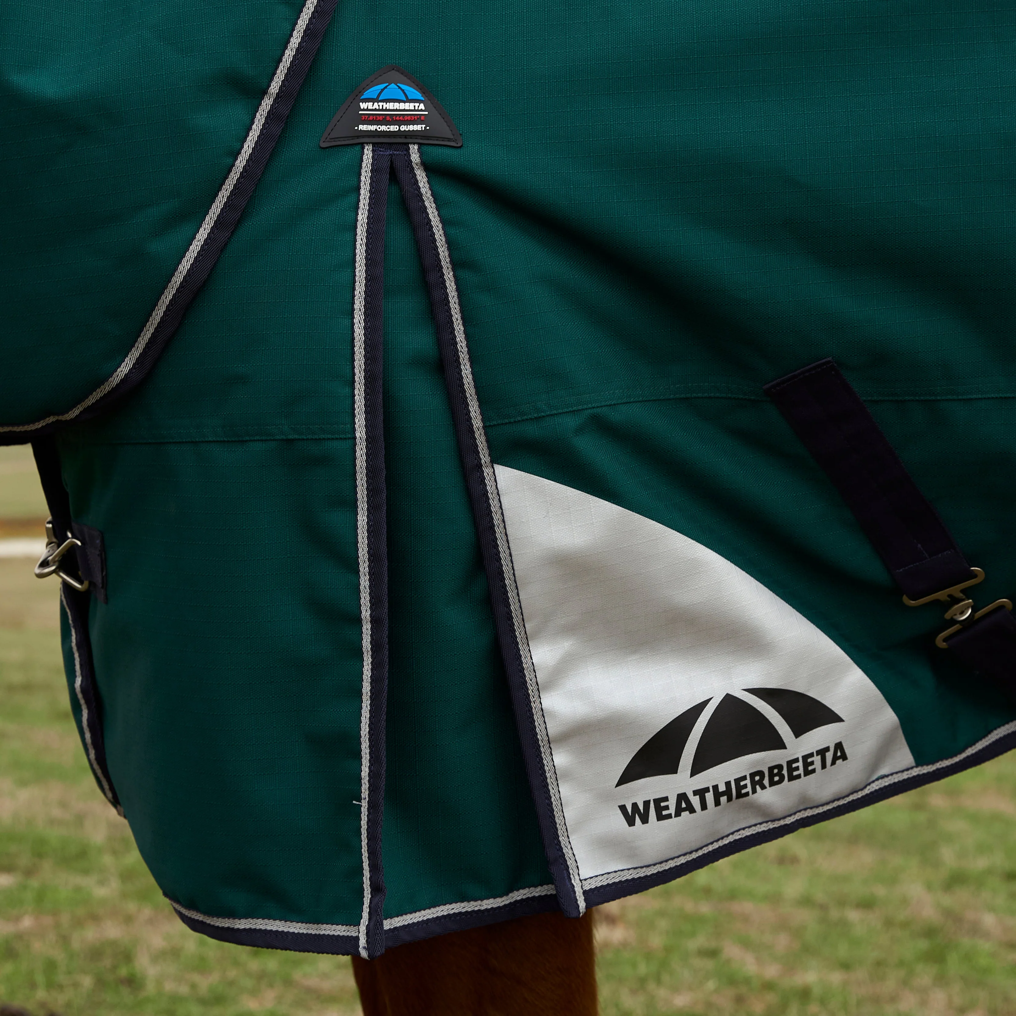 Weatherbeeta Comfitec Plus Dynamic 100G Detach-A-Neck Turnout - Image 5