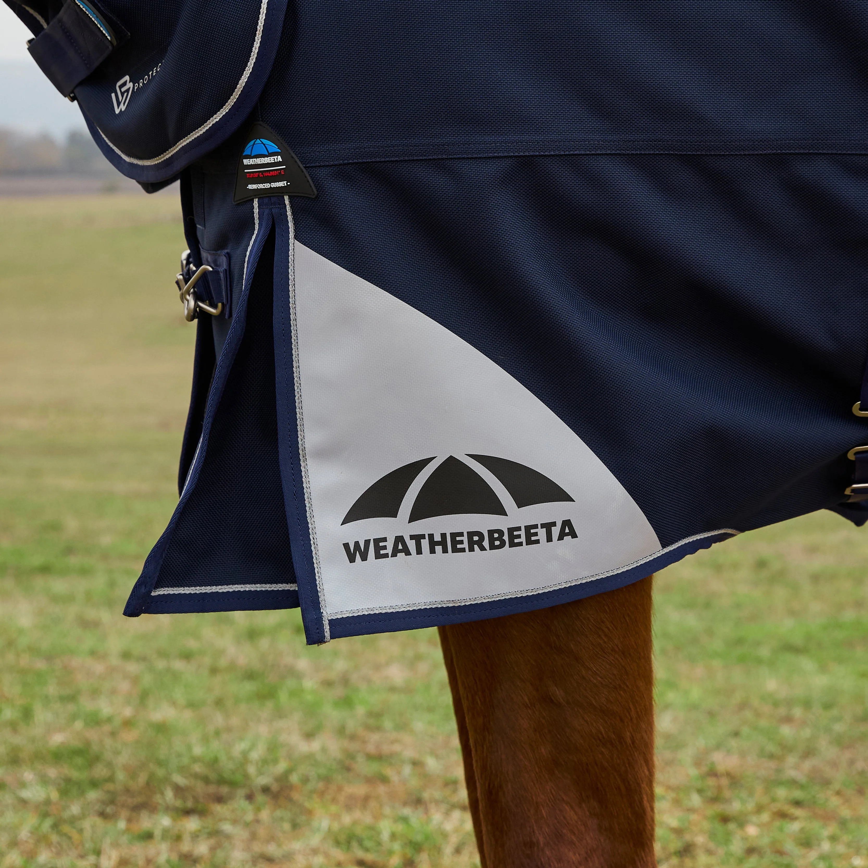 Weatherbeeta Comfitec Ultra 100G Detach-A-Neck Turnout - Image 24
