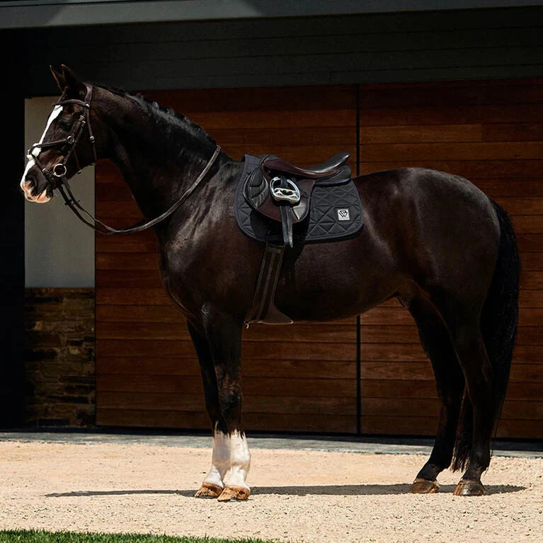 Weatherbeeta Satin Luxe Air-Tec Euro Jump Shaped Saddle Pad - Image 7